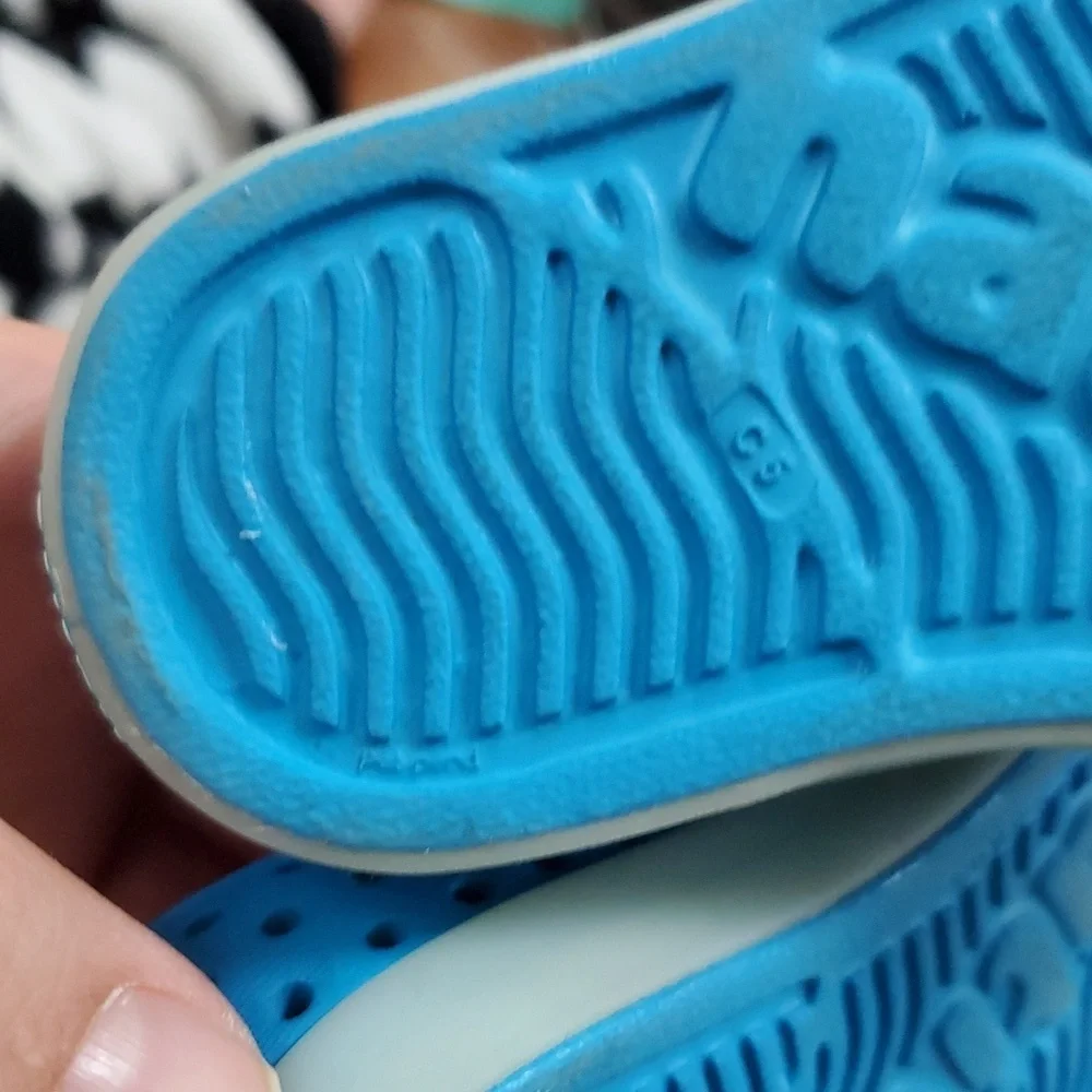 Native Jefferson Glow shoes